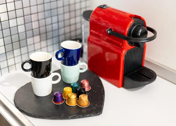 Modern One-bedroom Flat Near Corso