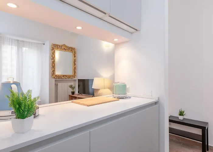 Modern One-bedroom Flat Near Corso Appartement *